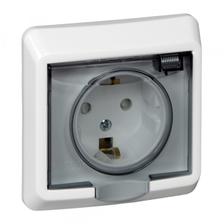 Systeme Electric Этюд Бел Розетка 1-ая с/з с защитными шторками с крышкой IP44