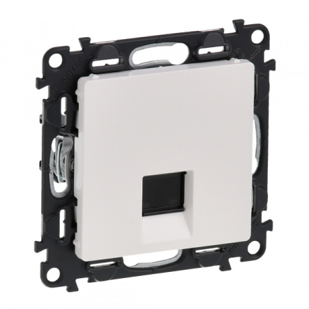 Legrand Valena LIFE DIY Бел Розетка комп(RJ45) 1-ая 5 кат UTP