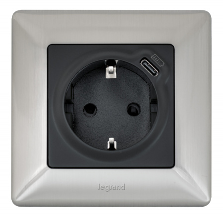 Legrand Valena LIFE. Силовая розетка 2К+З 16А 250В с защитными шторками. Безвинтовые зажимы. С лицевой панелью. Антрацит.