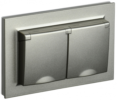 IEK BRITE Шампань Розетка 2-местная с/з с защ. штор. и кр. 16А в сборе IP44 РСбш12-3-44-БрШ
