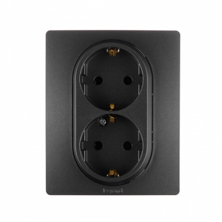Legrand Etika Антрацит Розетка 2-ая с/з, винт. клеммы, 16А, 250 В
